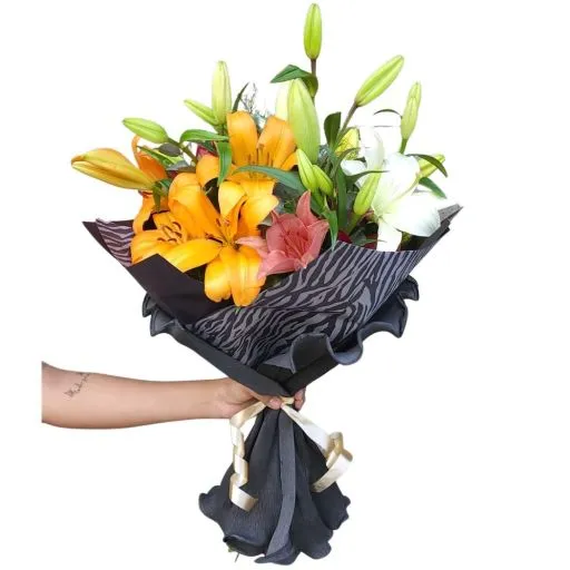 Ramo de flores lilium lirios black